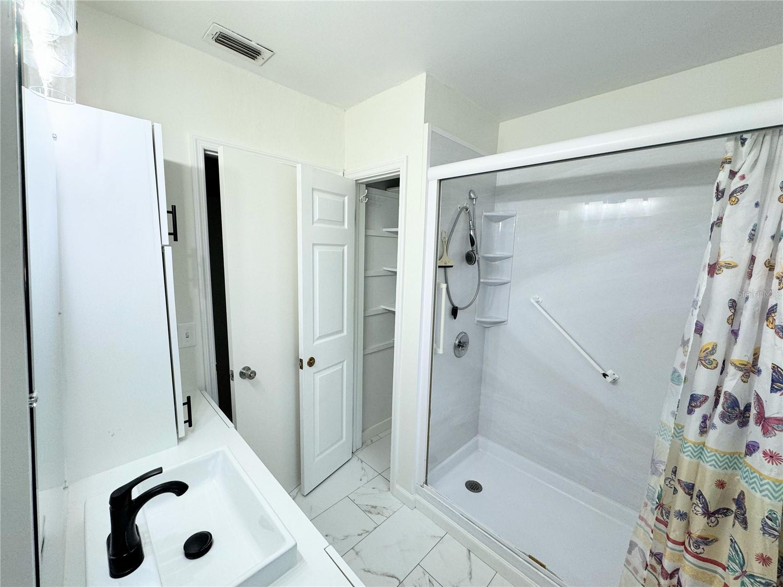 2821 STATE ROAD 590, CLEARWATER, FL, 33759