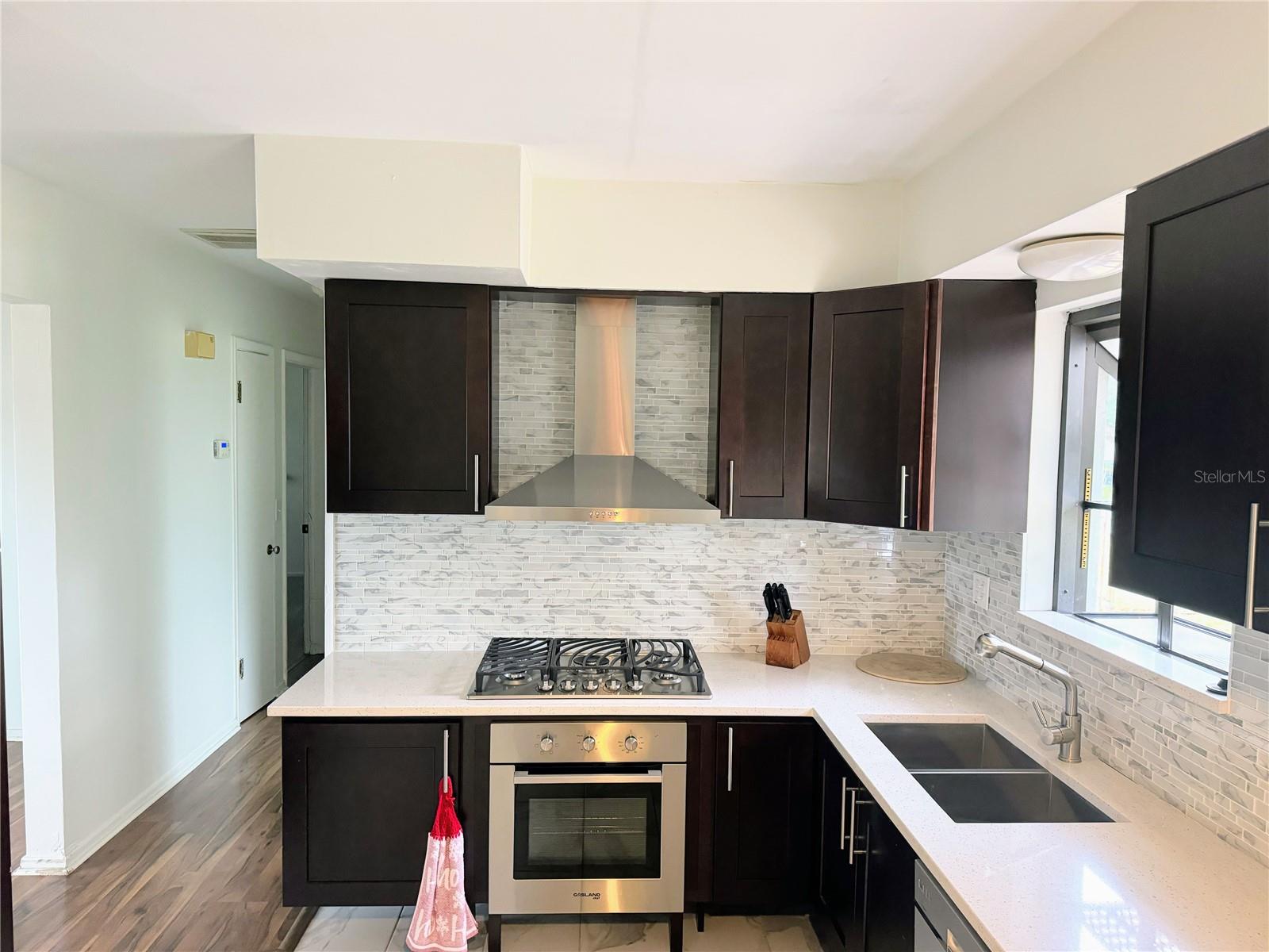 2821 STATE ROAD 590, CLEARWATER, FL, 33759