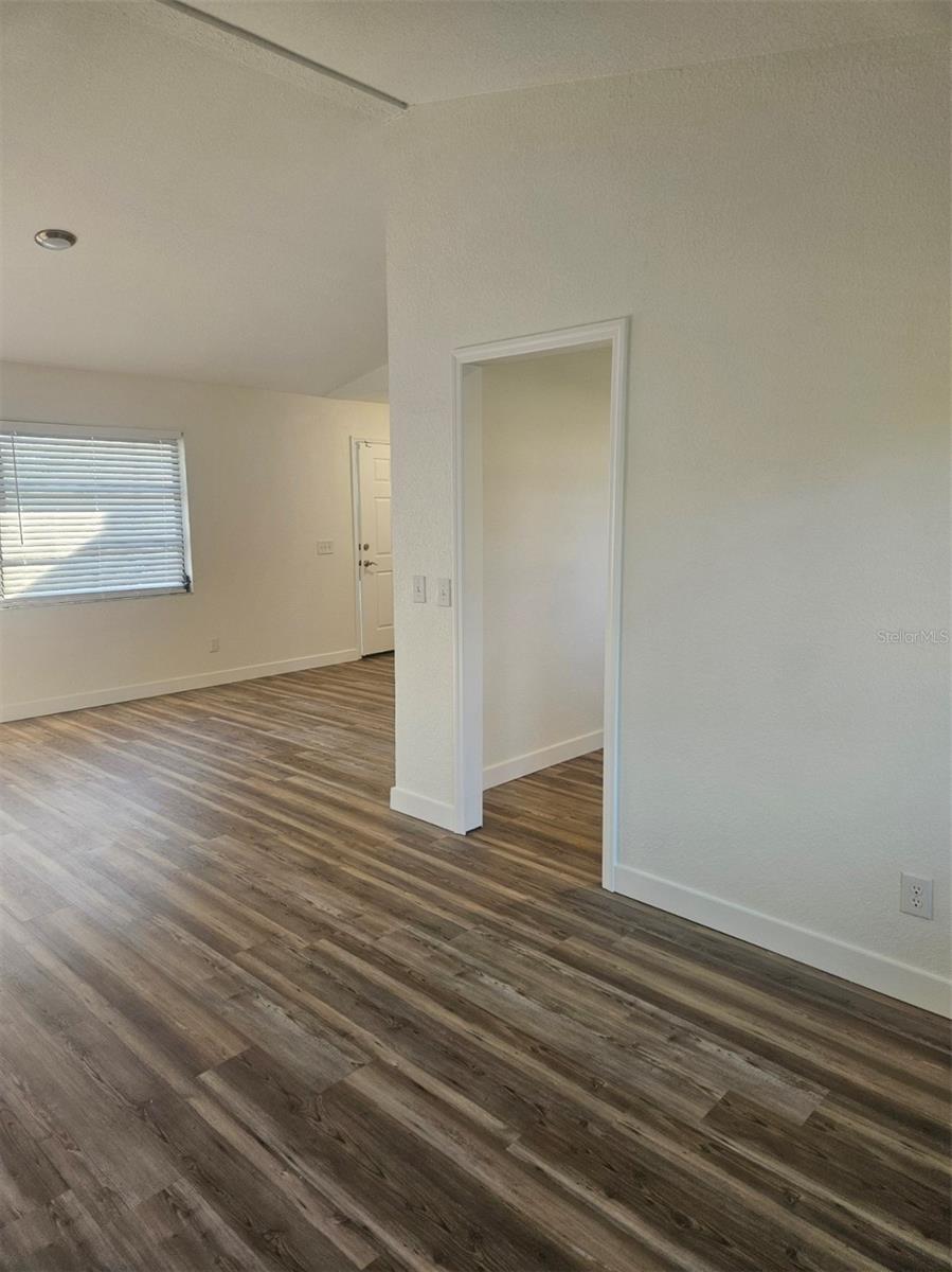 18322 WOLBRETTE CIR, PORT CHARLOTTE, FL, 33948