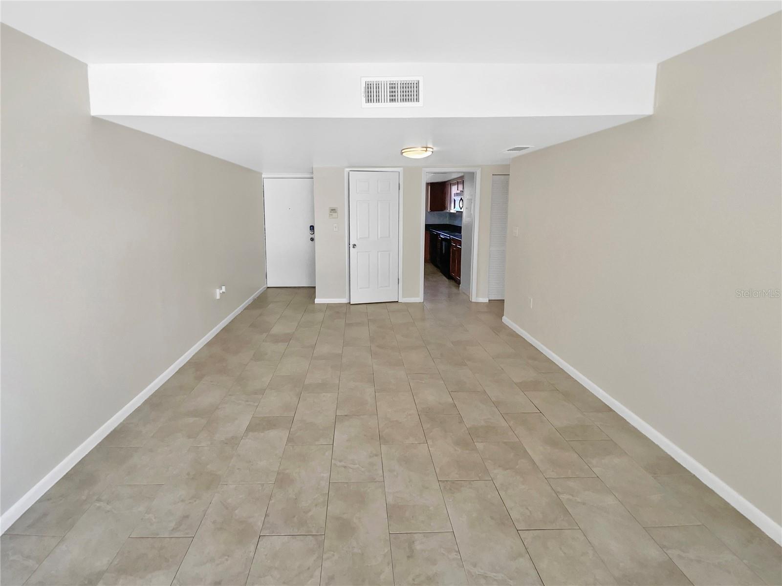 705 S VILLAGE DR N #205, ST PETERSBURG, FL, 33716