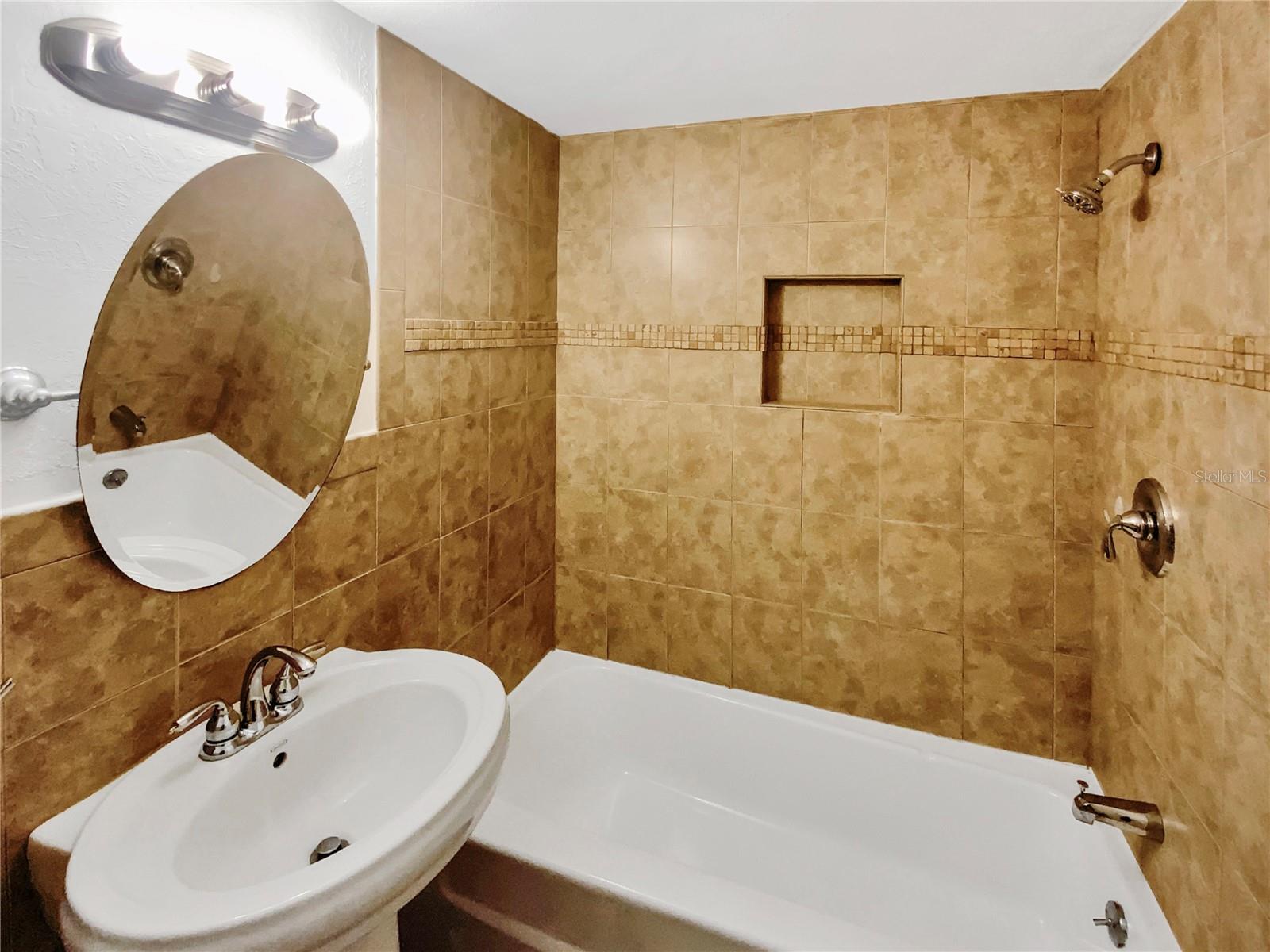 705 S VILLAGE DR N #205, ST PETERSBURG, FL, 33716