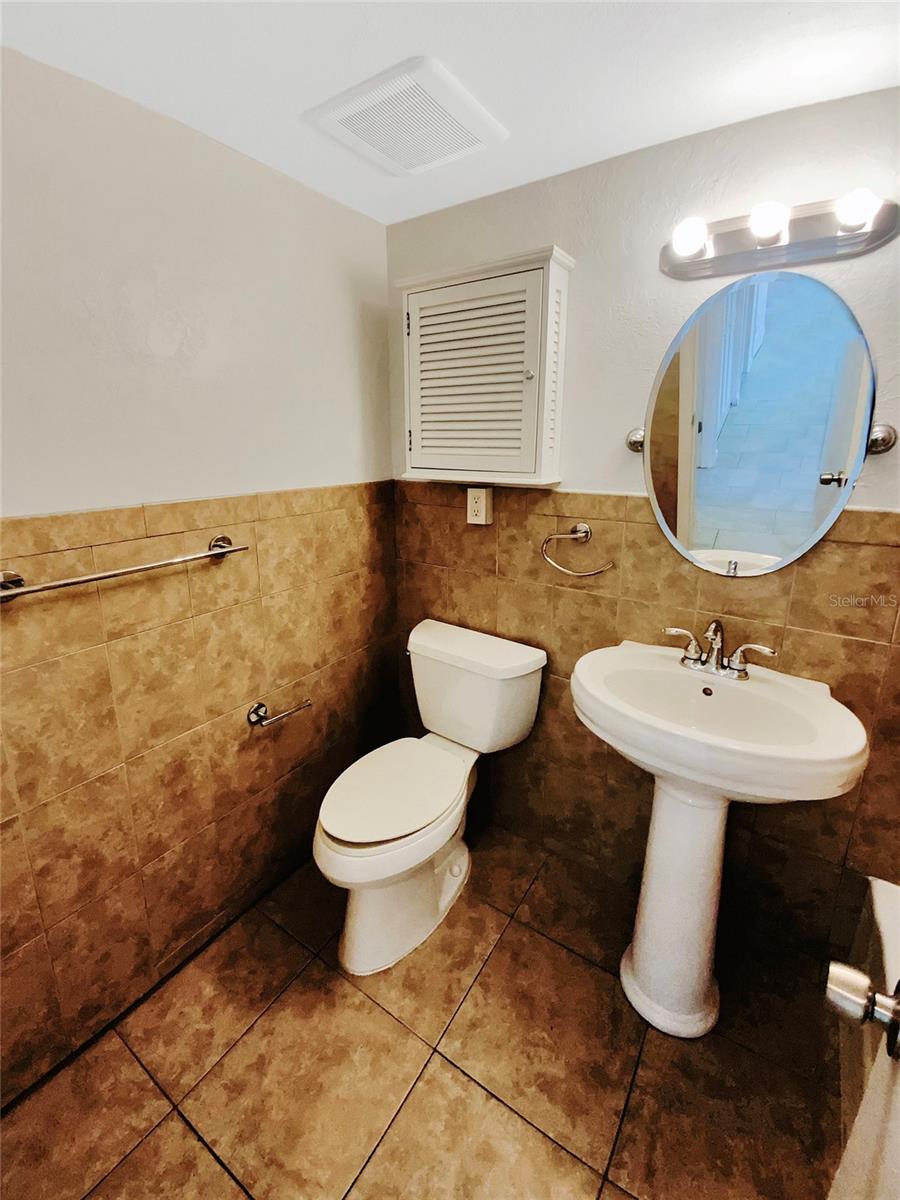705 S VILLAGE DR N #205, ST PETERSBURG, FL, 33716