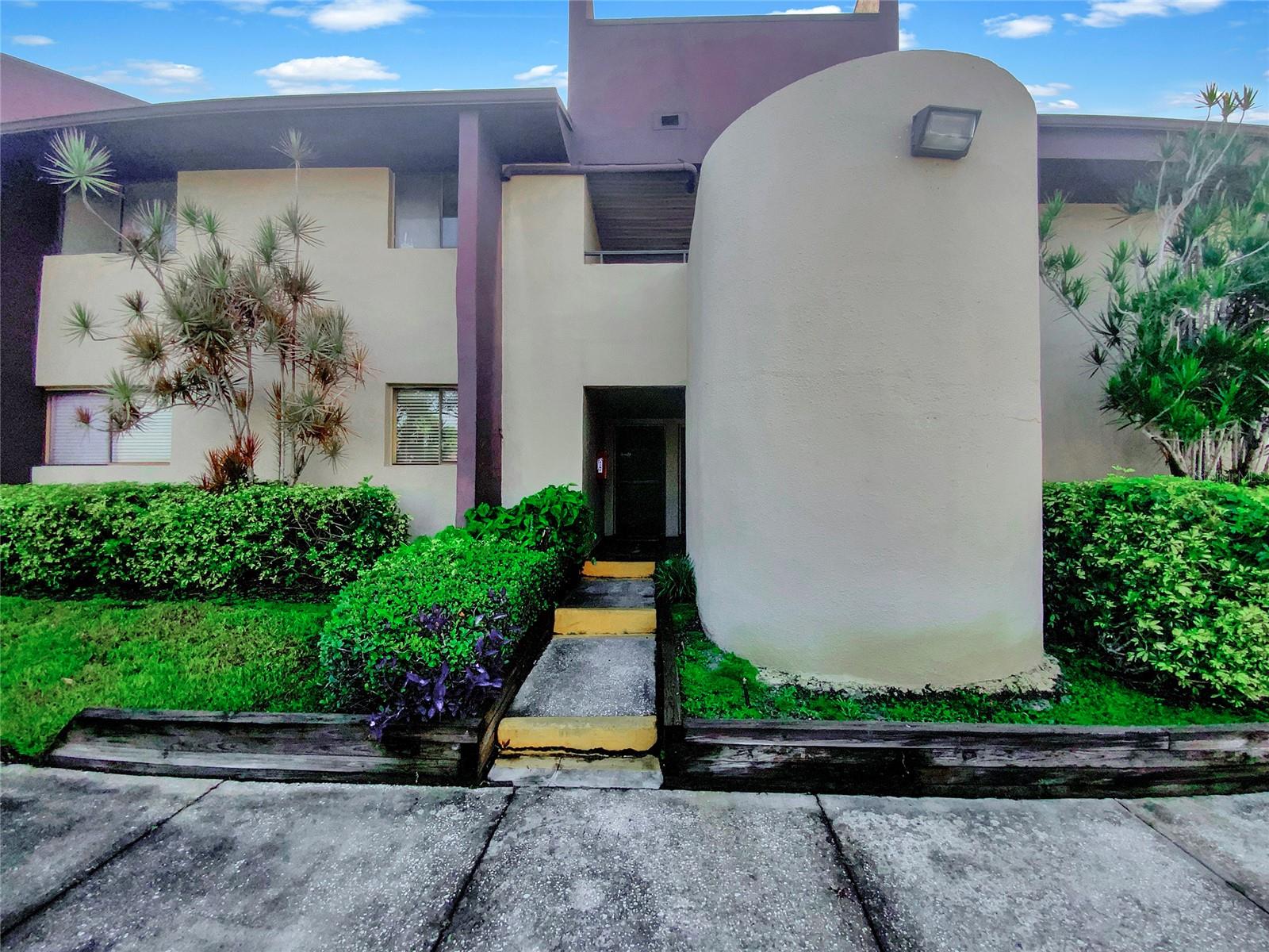 705 S VILLAGE DR N #205, ST PETERSBURG, FL, 33716