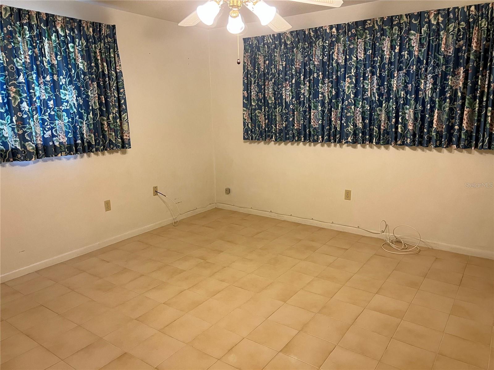 1511 SPANISH AVE, LEESBURG, FL, 34748