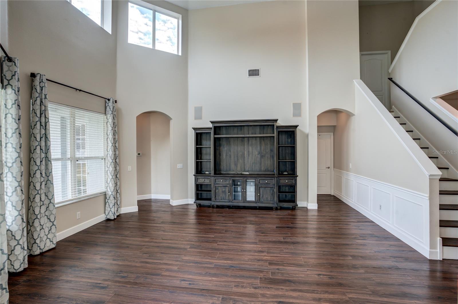 18209 TIVOLI LN, LUTZ, FL, 33558