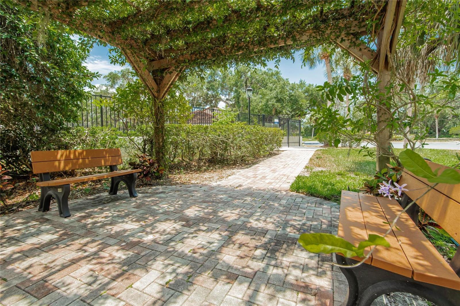 4333 TRAILS DR #10-1, SARASOTA, FL, 34232