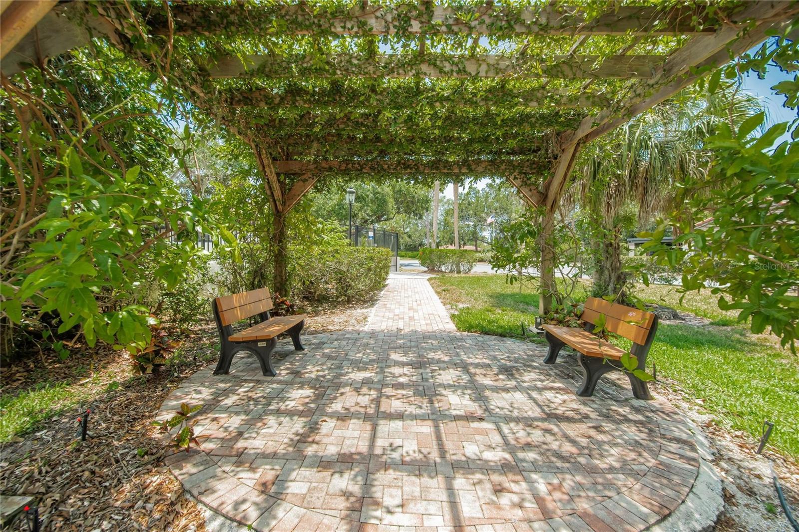 4333 TRAILS DR #10-1, SARASOTA, FL, 34232