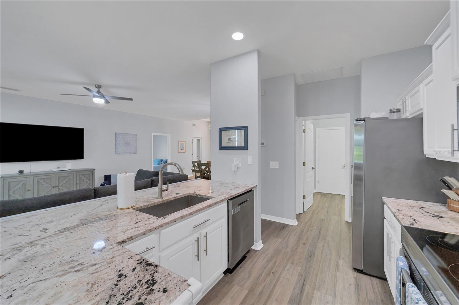 6650 CHESWICK ST, SARASOTA, FL, 34243
