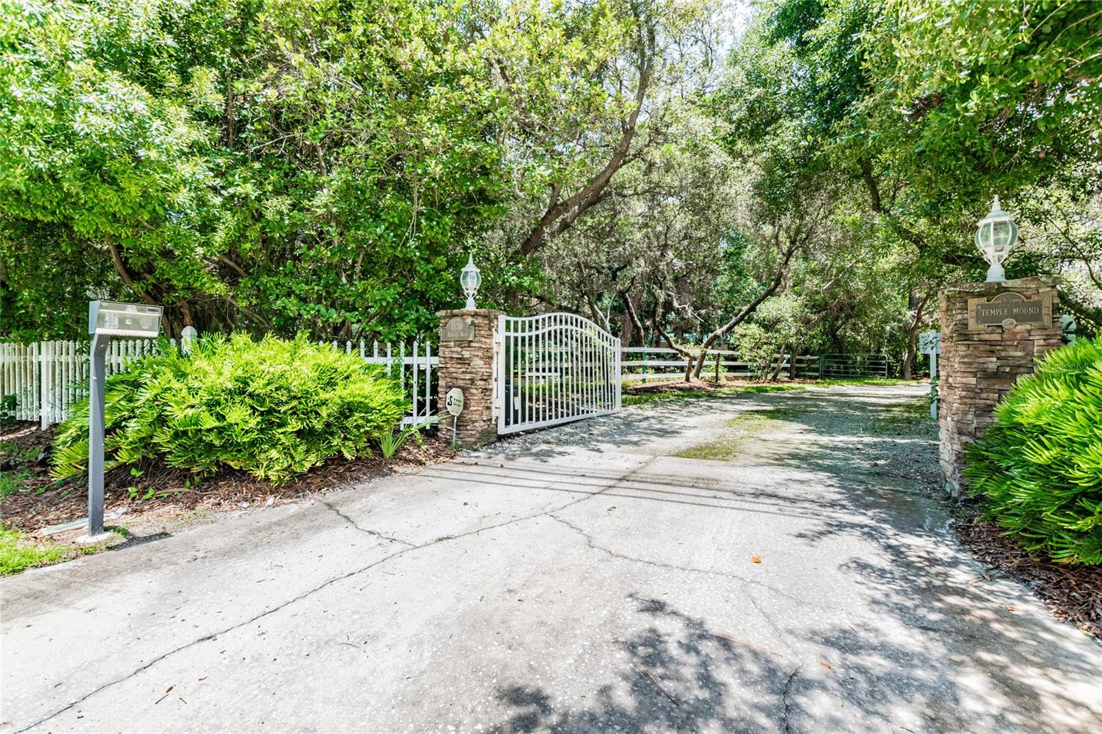 1101 ANCLOTE BLVD, TARPON SPRINGS, FL, 34689