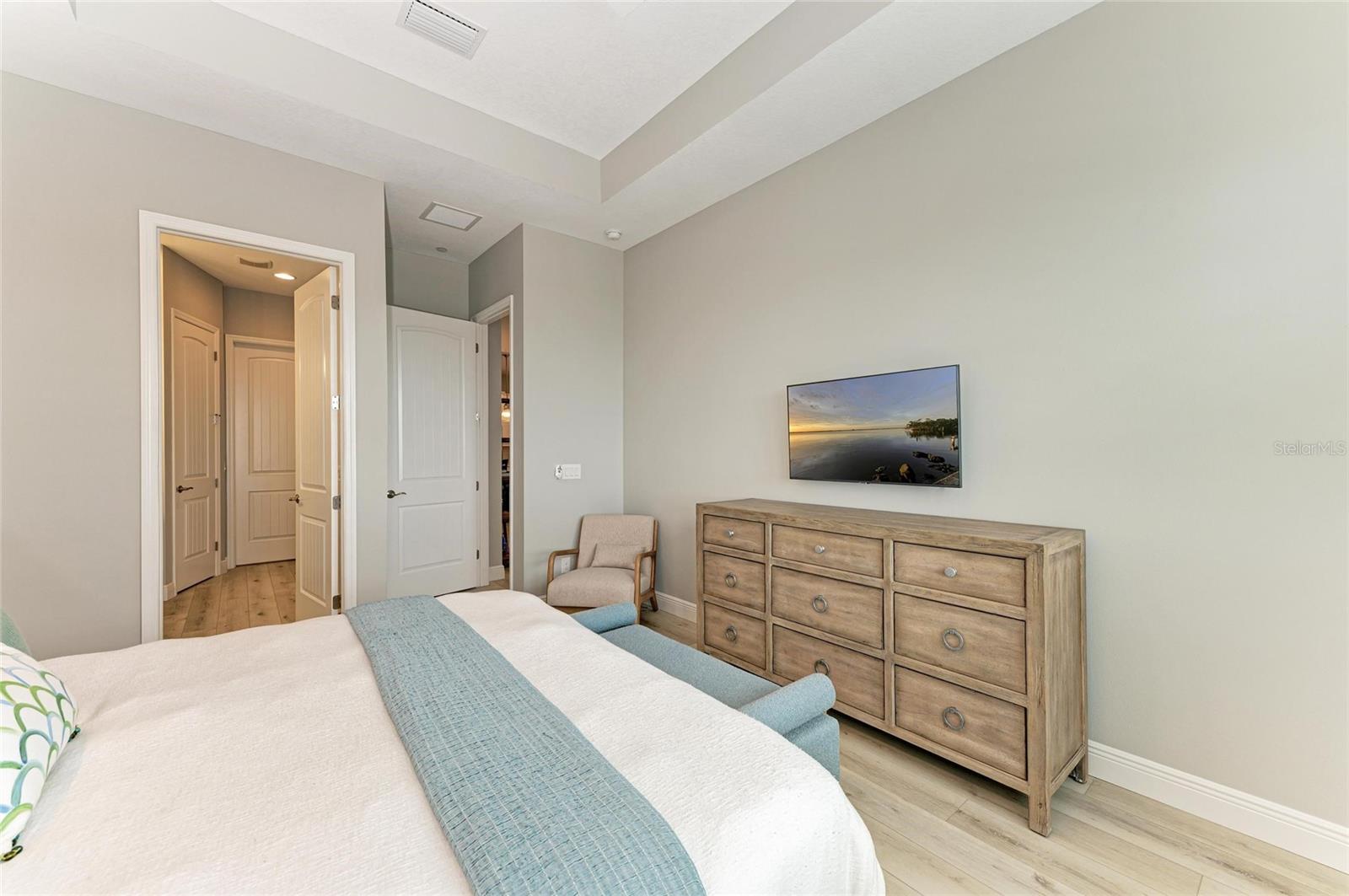 326 COMPASS POINT DR #201, BRADENTON, FL, 34209