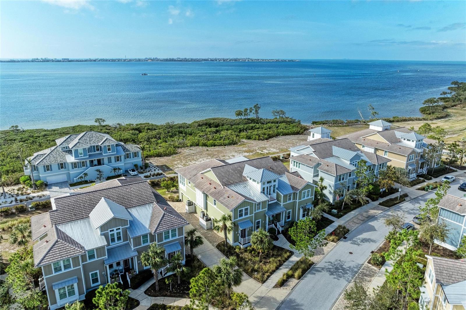 326 COMPASS POINT DR #201, BRADENTON, FL, 34209