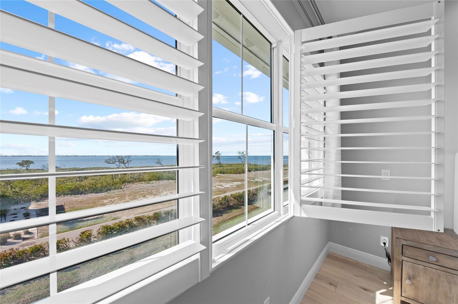 326 COMPASS POINT DR #201, BRADENTON, FL, 34209