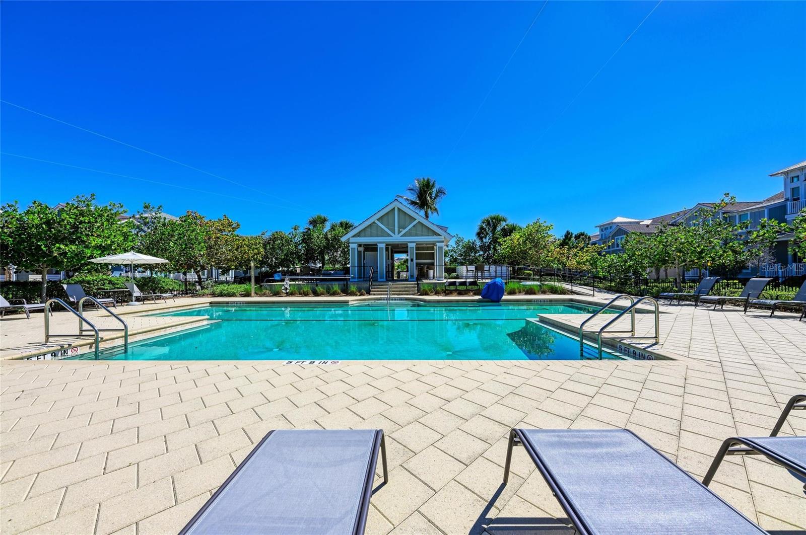 326 COMPASS POINT DR #201, BRADENTON, FL, 34209
