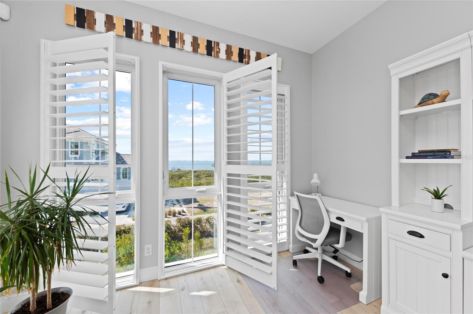 326 COMPASS POINT DR #201, BRADENTON, FL, 34209