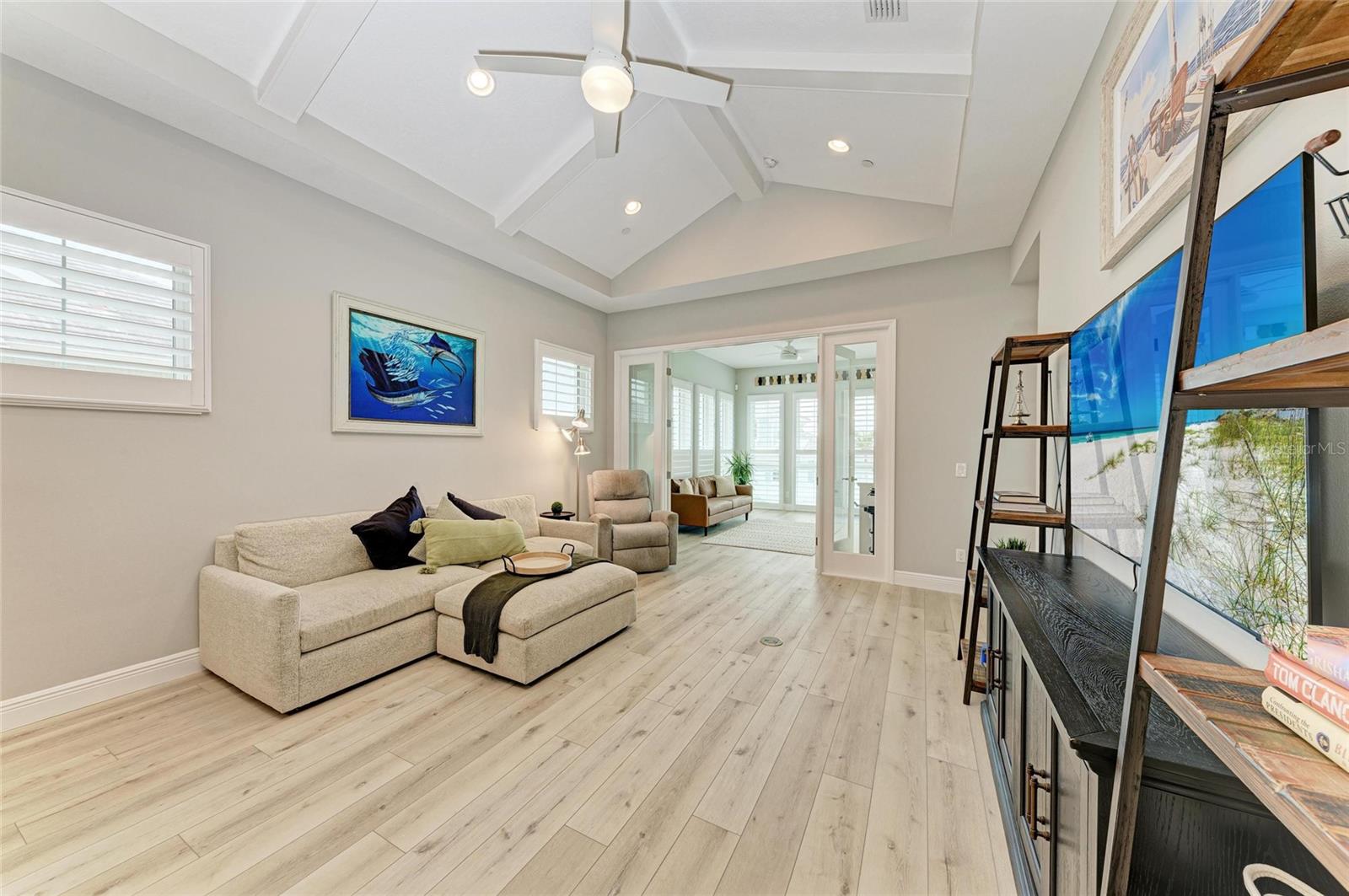326 COMPASS POINT DR #201, BRADENTON, FL, 34209