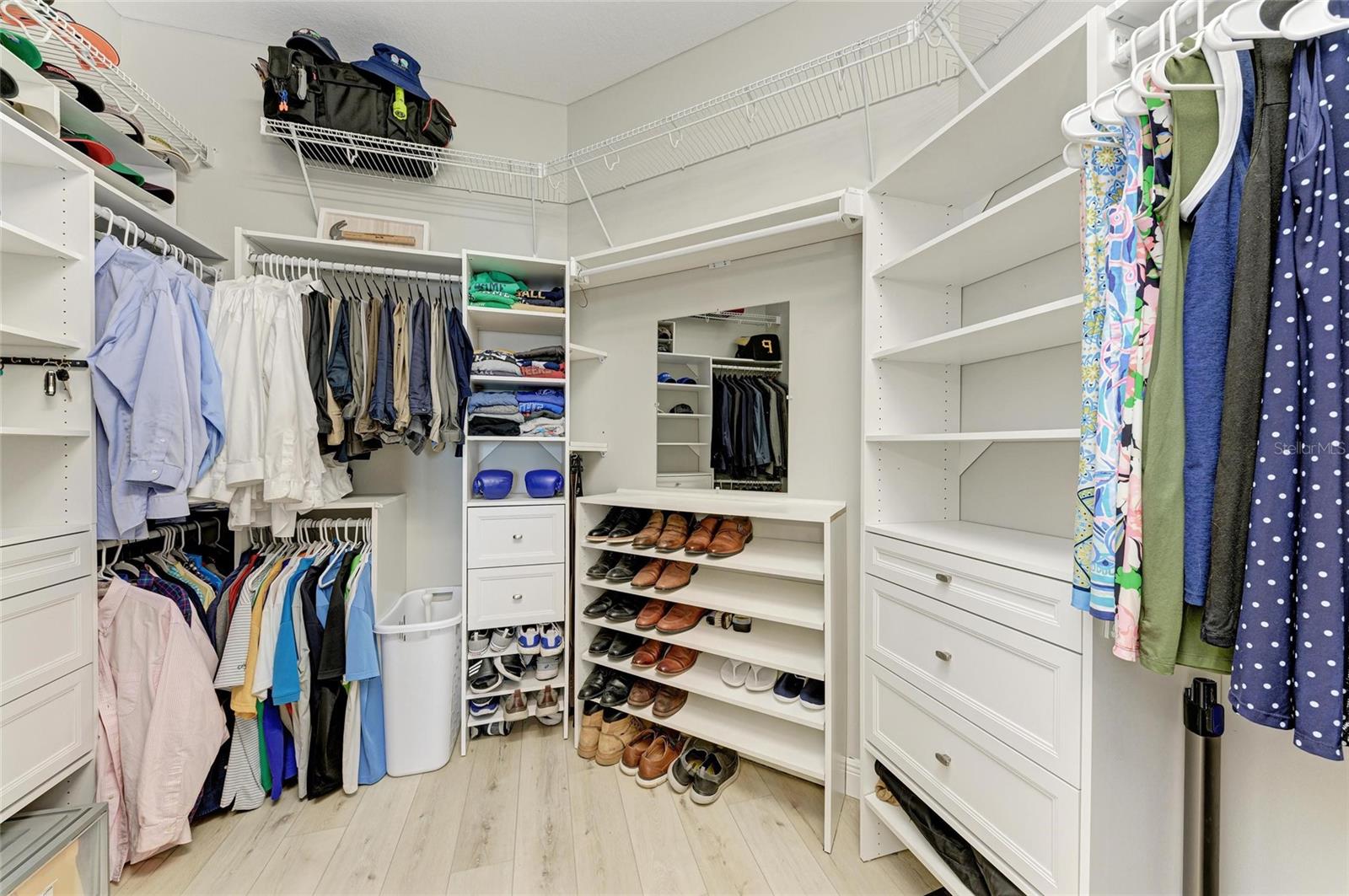 326 COMPASS POINT DR #201, BRADENTON, FL, 34209