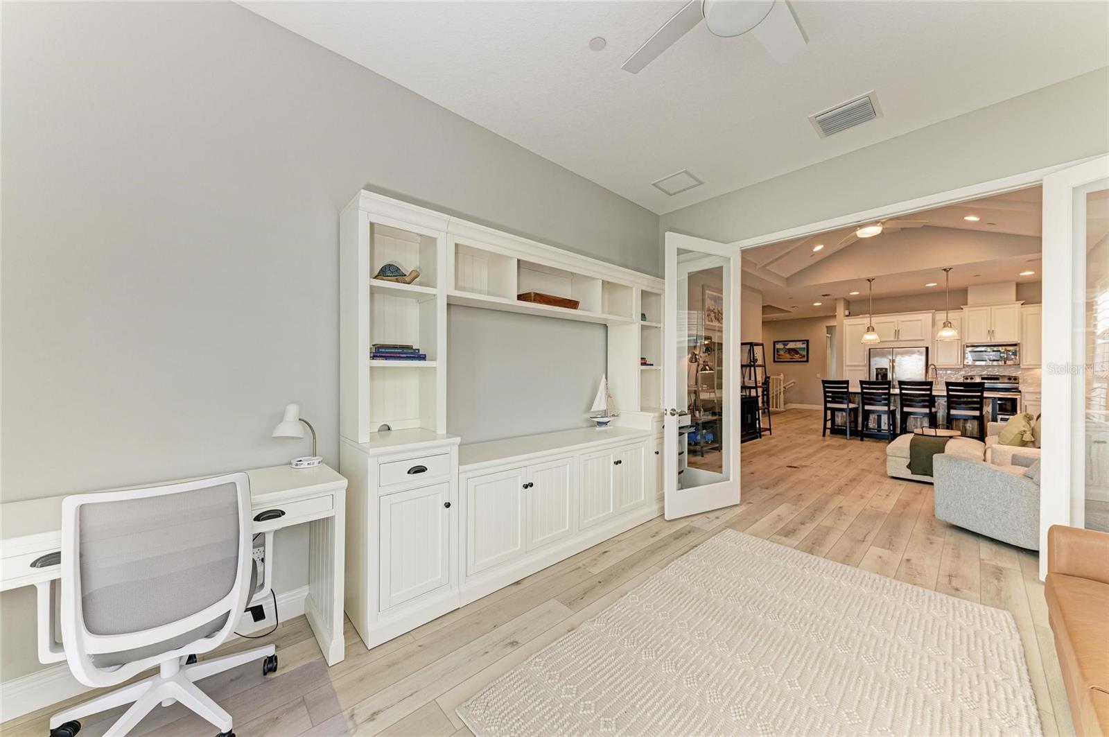 326 COMPASS POINT DR #201, BRADENTON, FL, 34209
