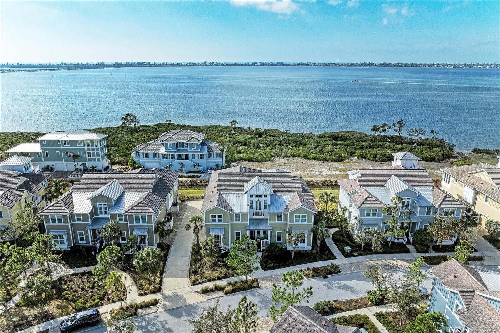 326 COMPASS POINT DR #201, BRADENTON, FL, 34209