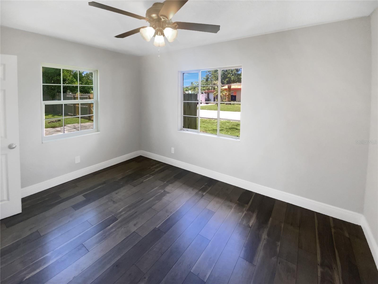 5466 9TH AVE N, ST PETERSBURG, FL, 33710