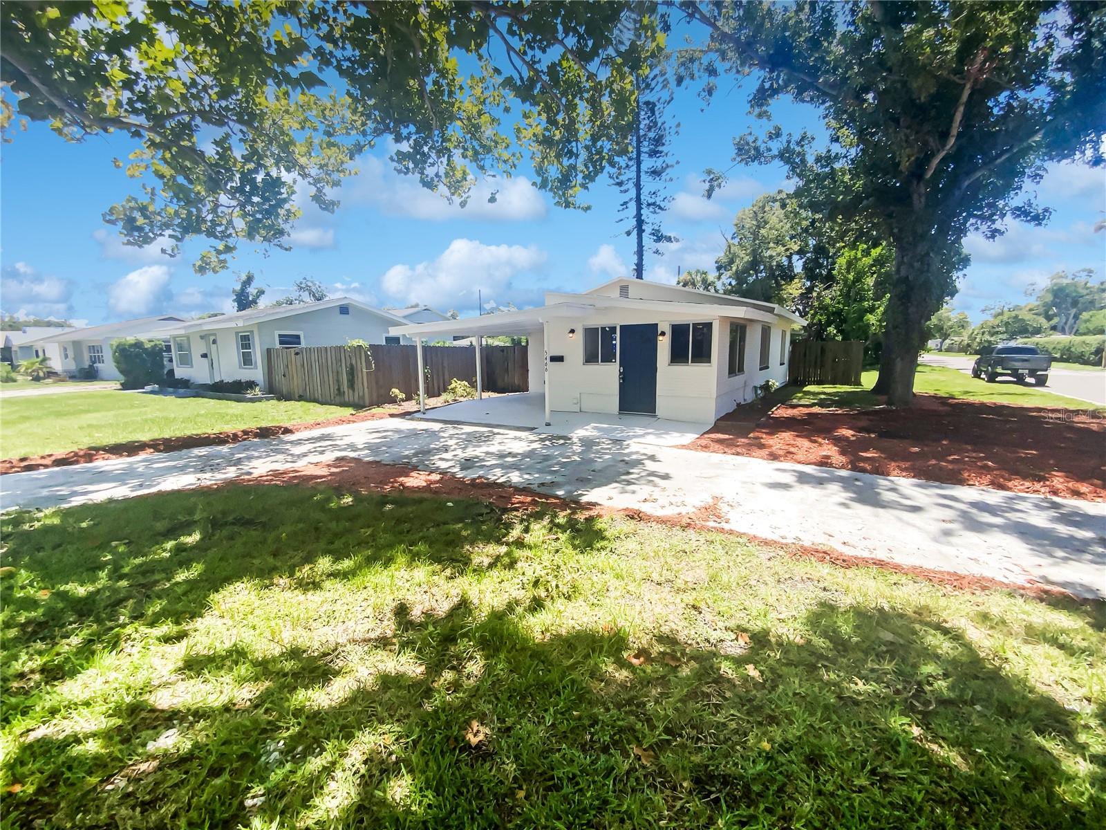 5466 9TH AVE N, ST PETERSBURG, FL, 33710
