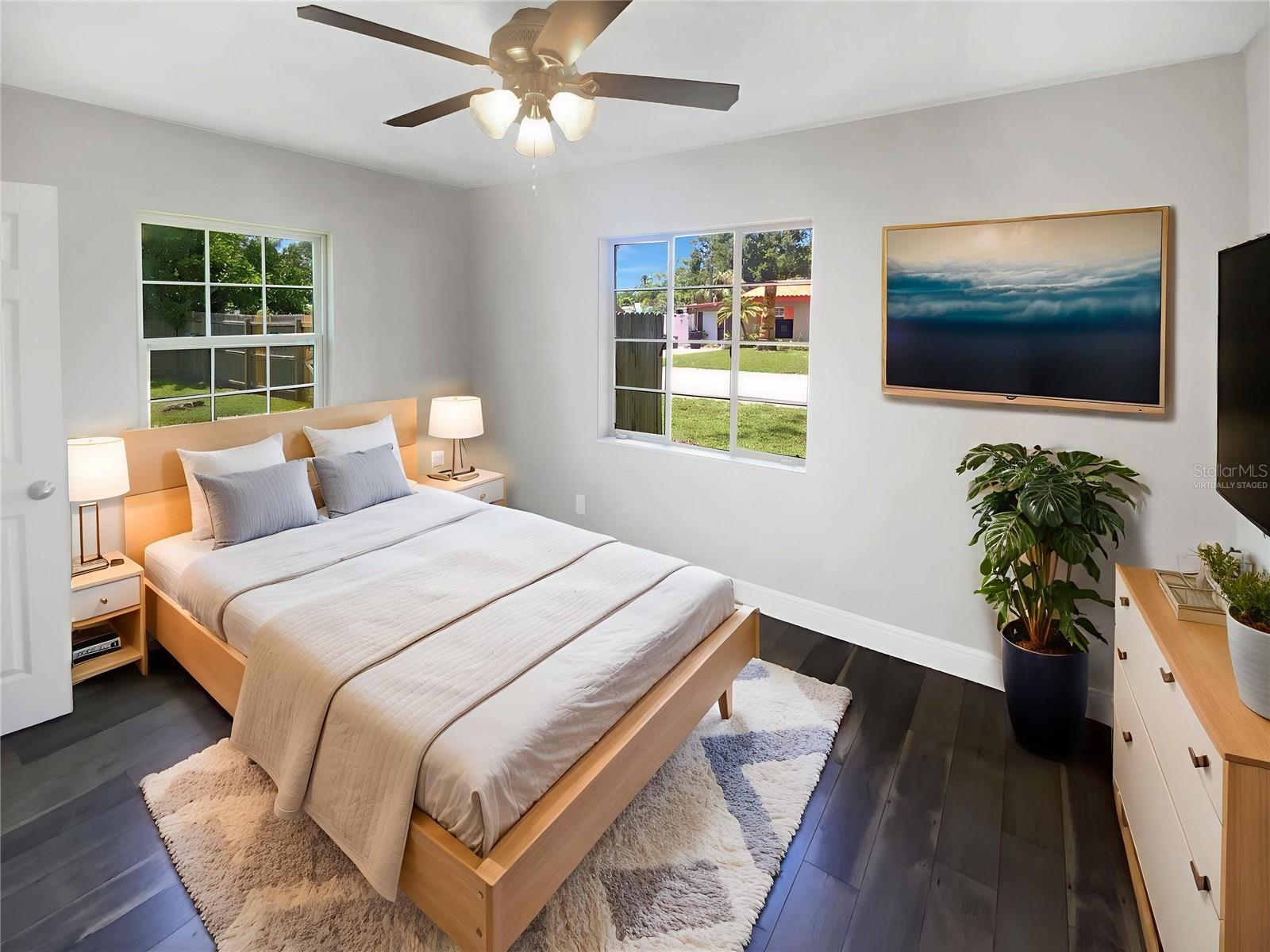 5466 9TH AVE N, ST PETERSBURG, FL, 33710