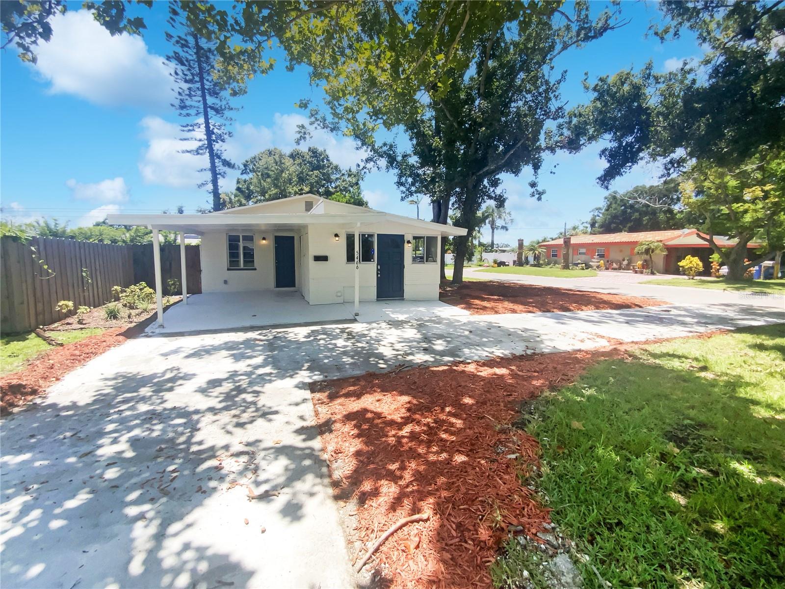 5466 9TH AVE N, ST PETERSBURG, FL, 33710