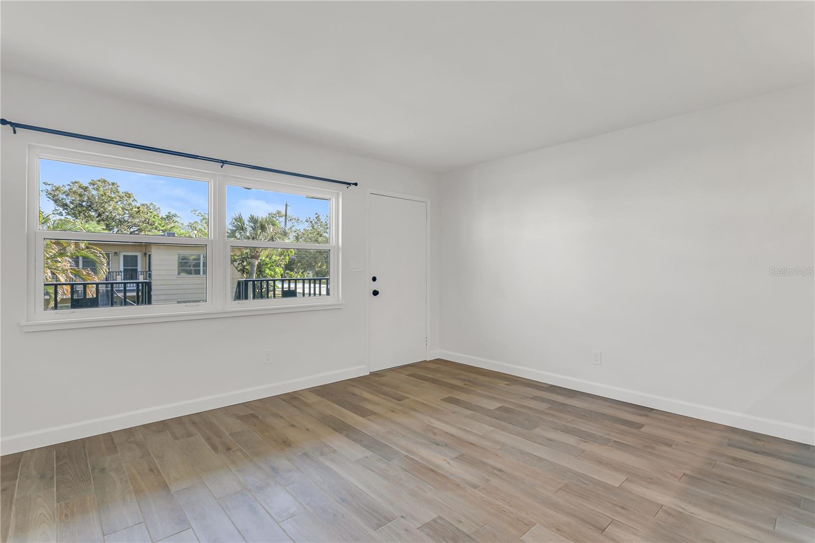 216 36TH AVE N #202B, ST PETERSBURG, FL, 33704