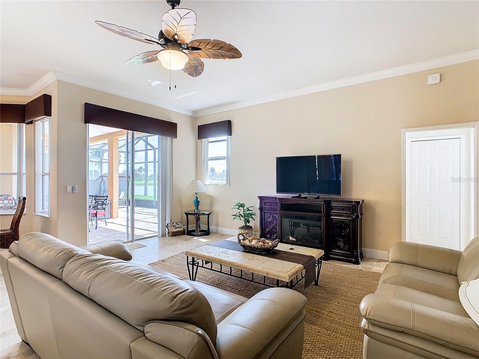 754 GOLF COURSE PKWY, DAVENPORT, FL, 33837