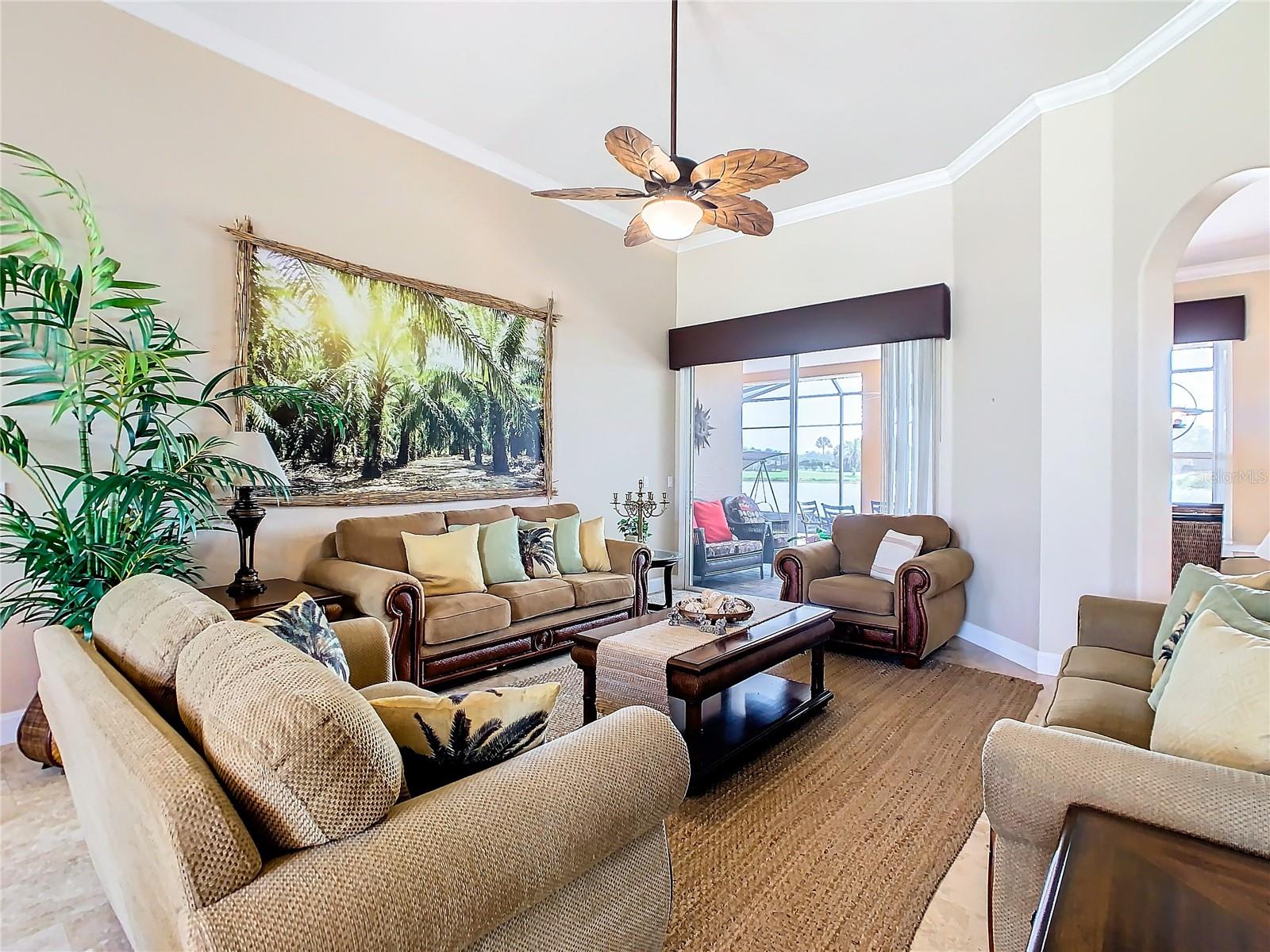 754 GOLF COURSE PKWY, DAVENPORT, FL, 33837
