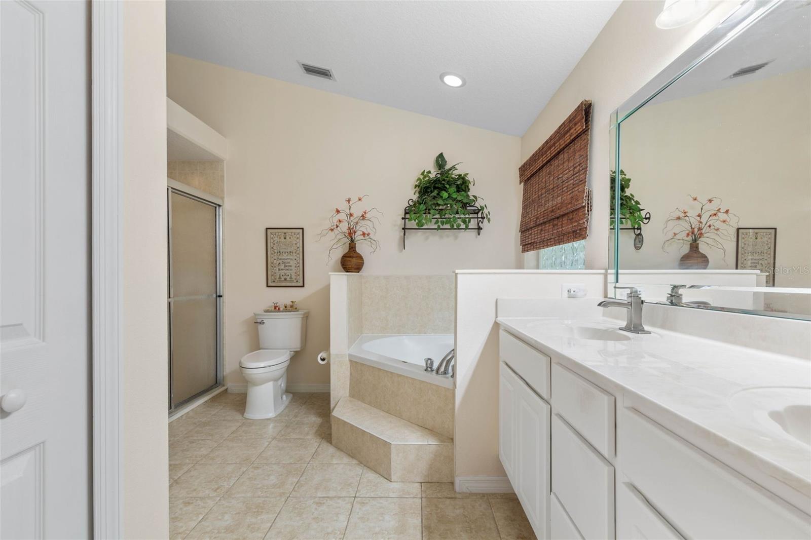 27 WHISPERING PINE DR, PALM COAST, FL, 32164