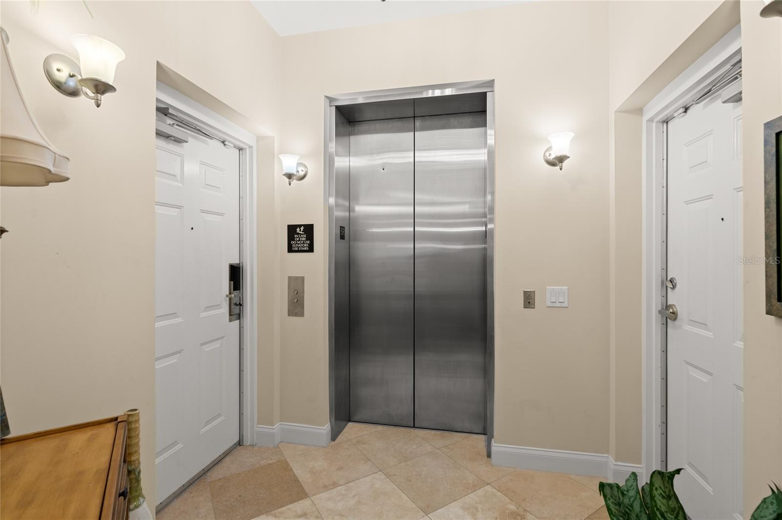 200 OCEAN CREST DR #552, PALM COAST, FL, 32137