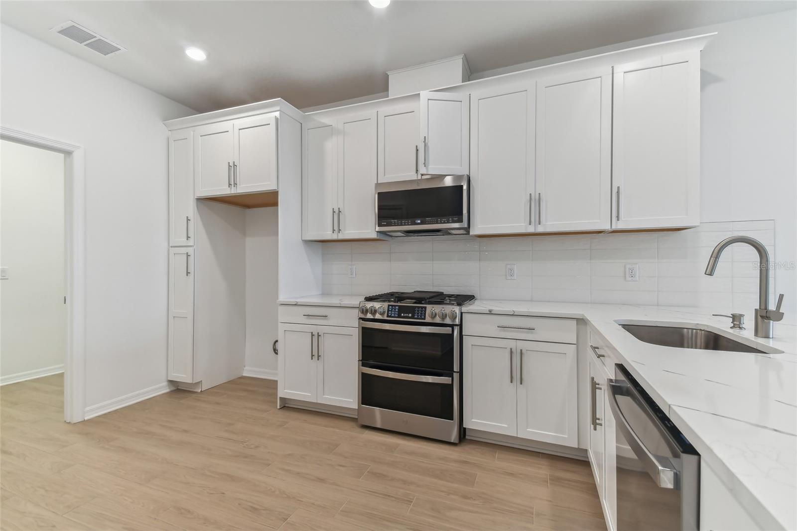 18178 CHERISHED LOOP, BRADENTON, FL, 34211