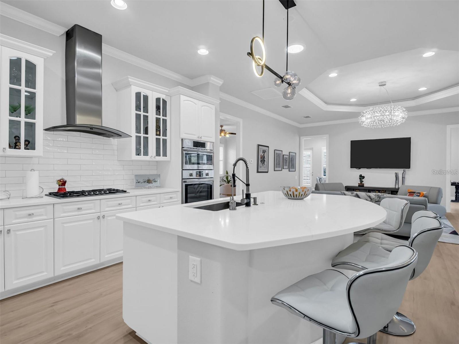 2607 GRAND LAKESIDE DR, PALM HARBOR, FL, 34684