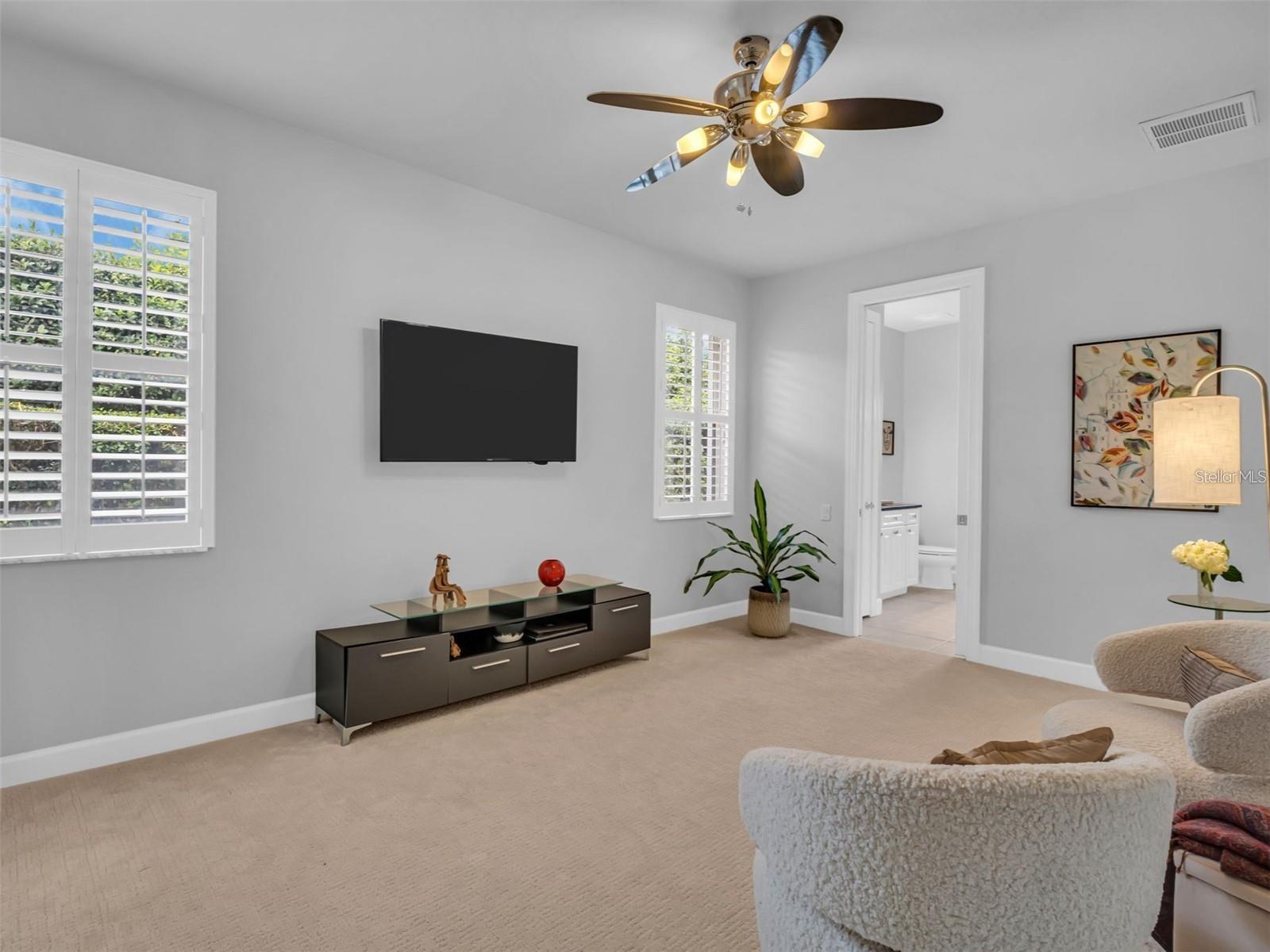 2607 GRAND LAKESIDE DR, PALM HARBOR, FL, 34684