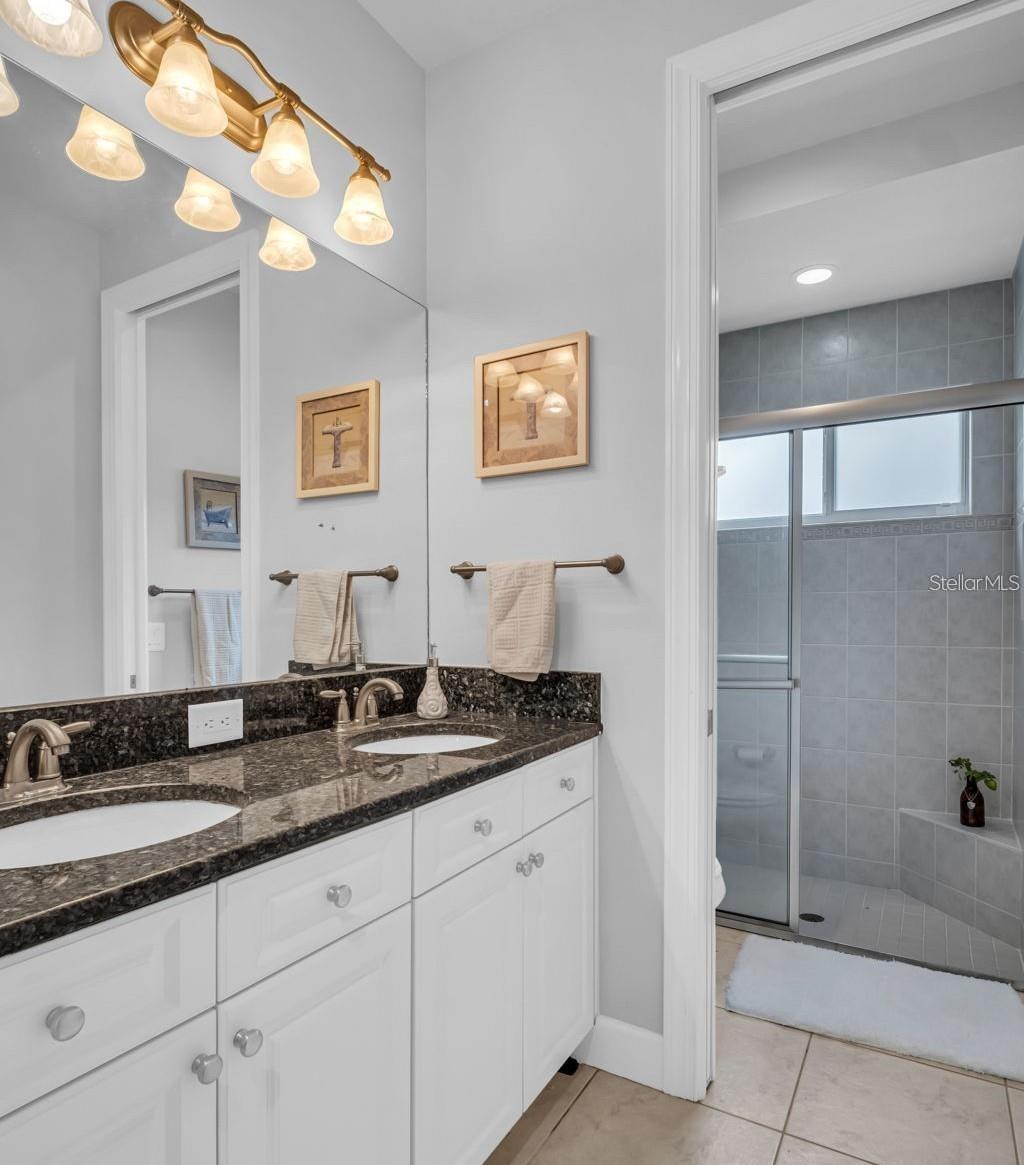 2607 GRAND LAKESIDE DR, PALM HARBOR, FL, 34684