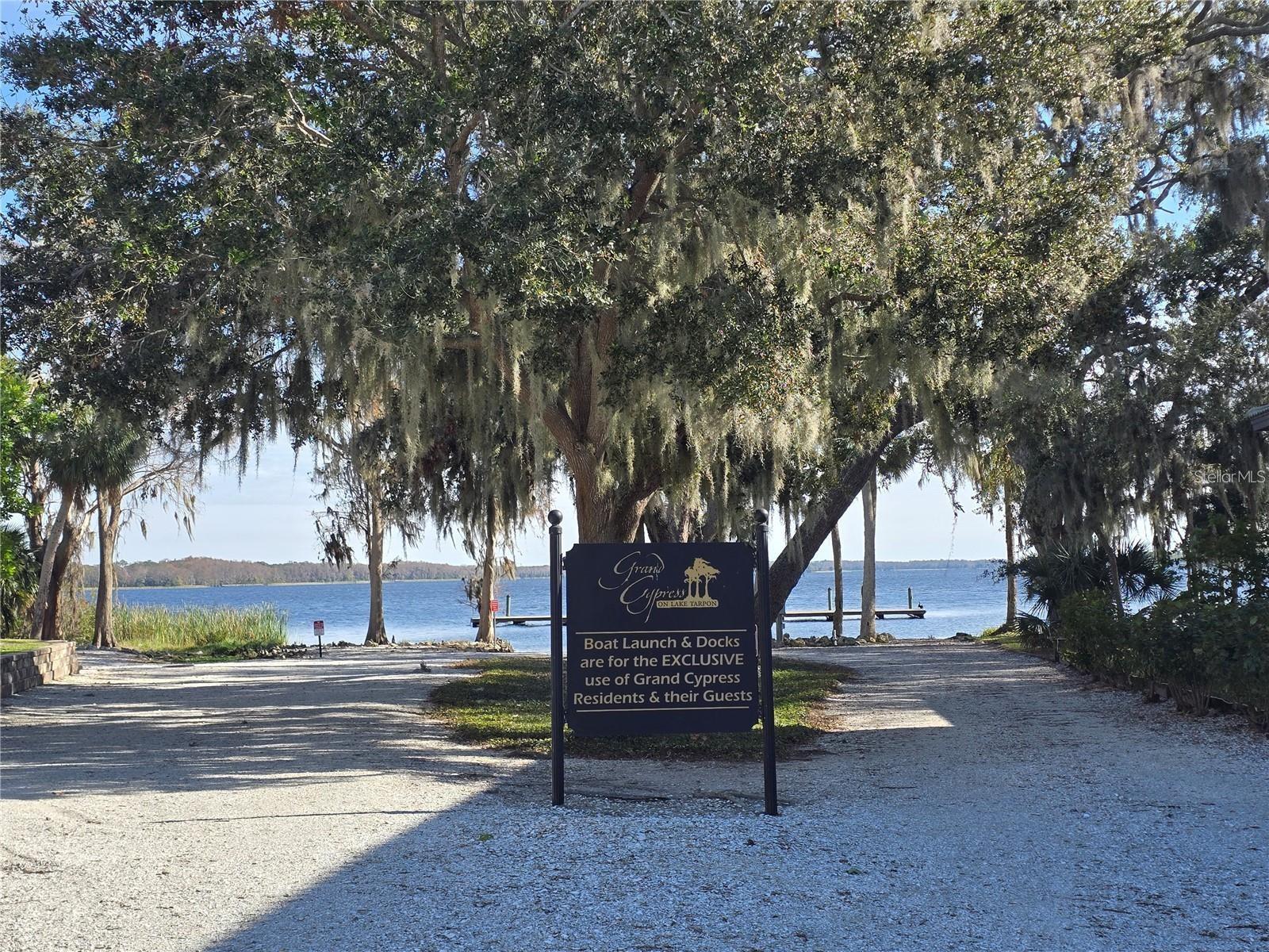 2607 GRAND LAKESIDE DR, PALM HARBOR, FL, 34684
