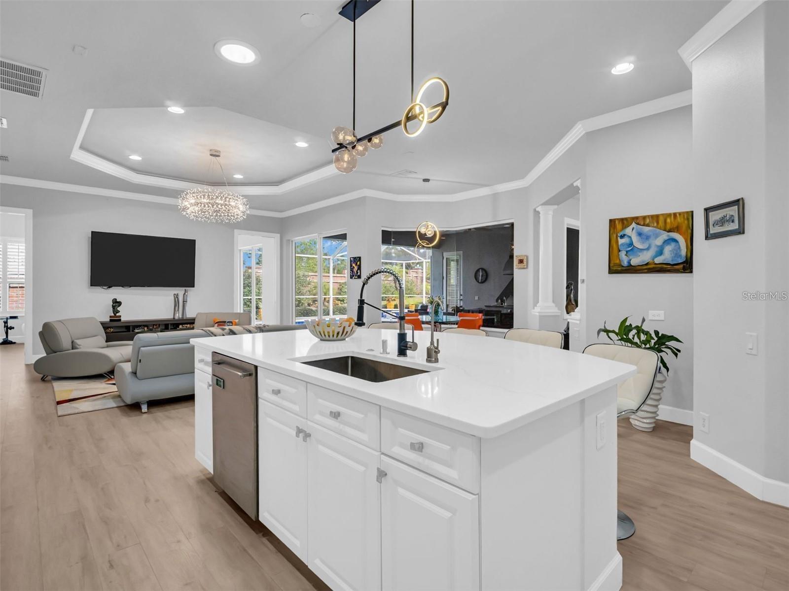 2607 GRAND LAKESIDE DR, PALM HARBOR, FL, 34684