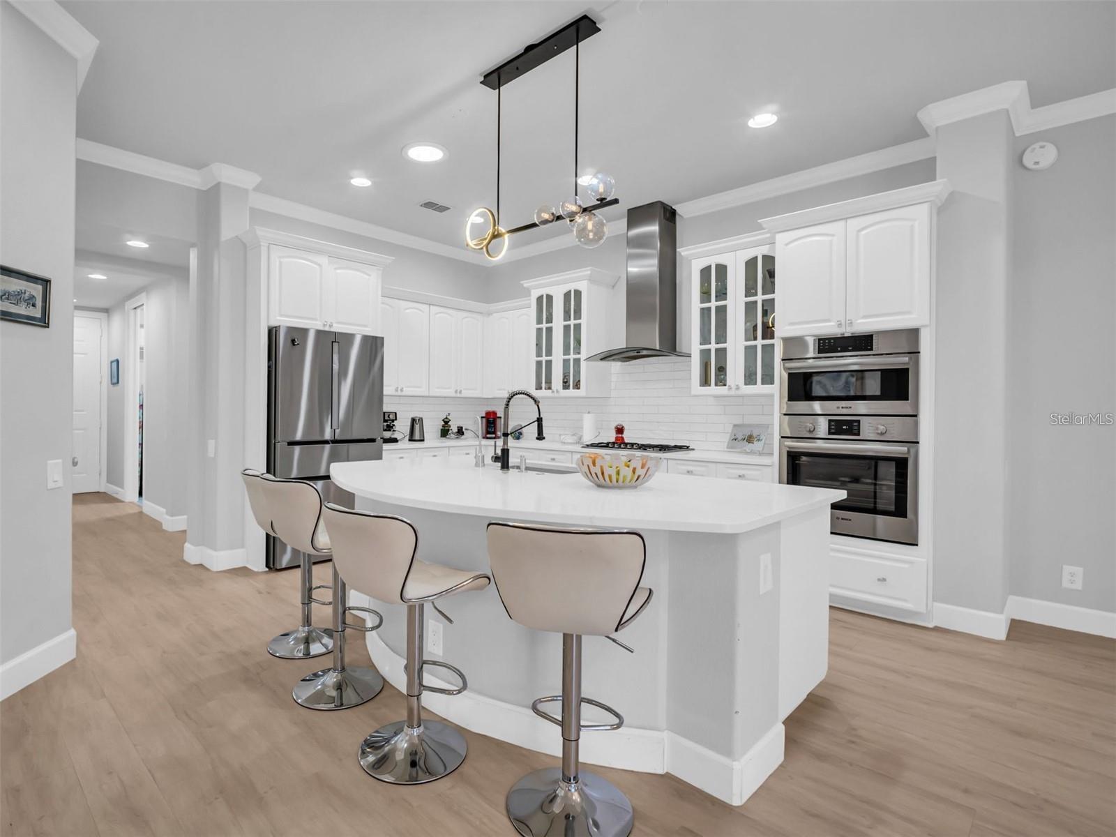 2607 GRAND LAKESIDE DR, PALM HARBOR, FL, 34684