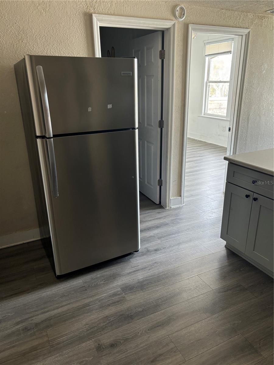 165 E TARPON AVE, TARPON SPRINGS, FL, 34689