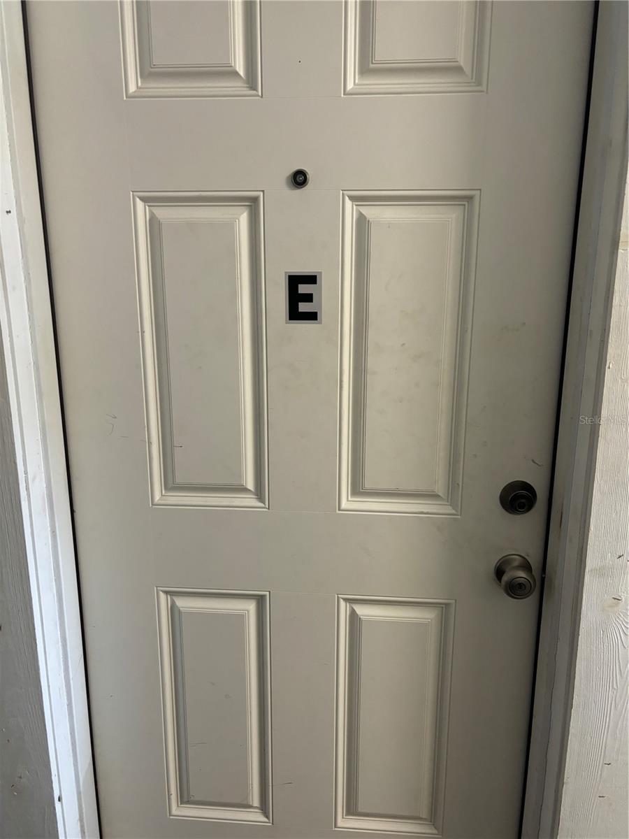 165 E TARPON AVE, TARPON SPRINGS, FL, 34689