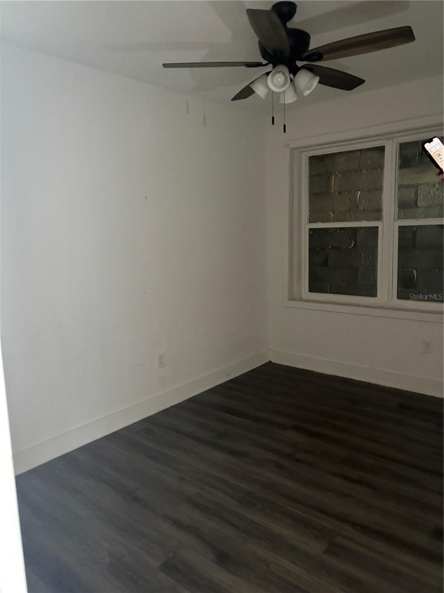 165 E TARPON AVE, TARPON SPRINGS, FL, 34689