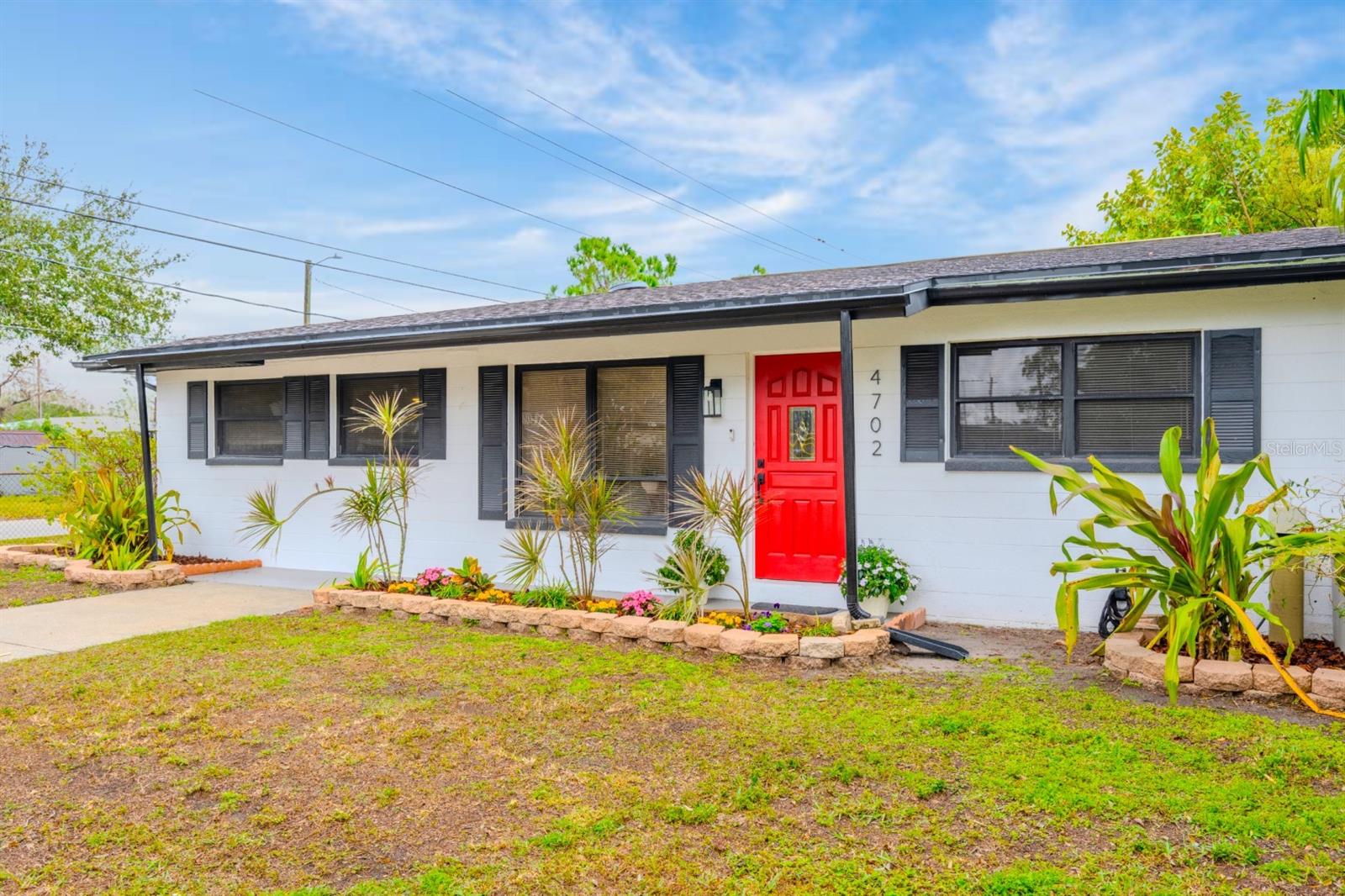 4702 W BAY AVE, TAMPA, FL, 33616