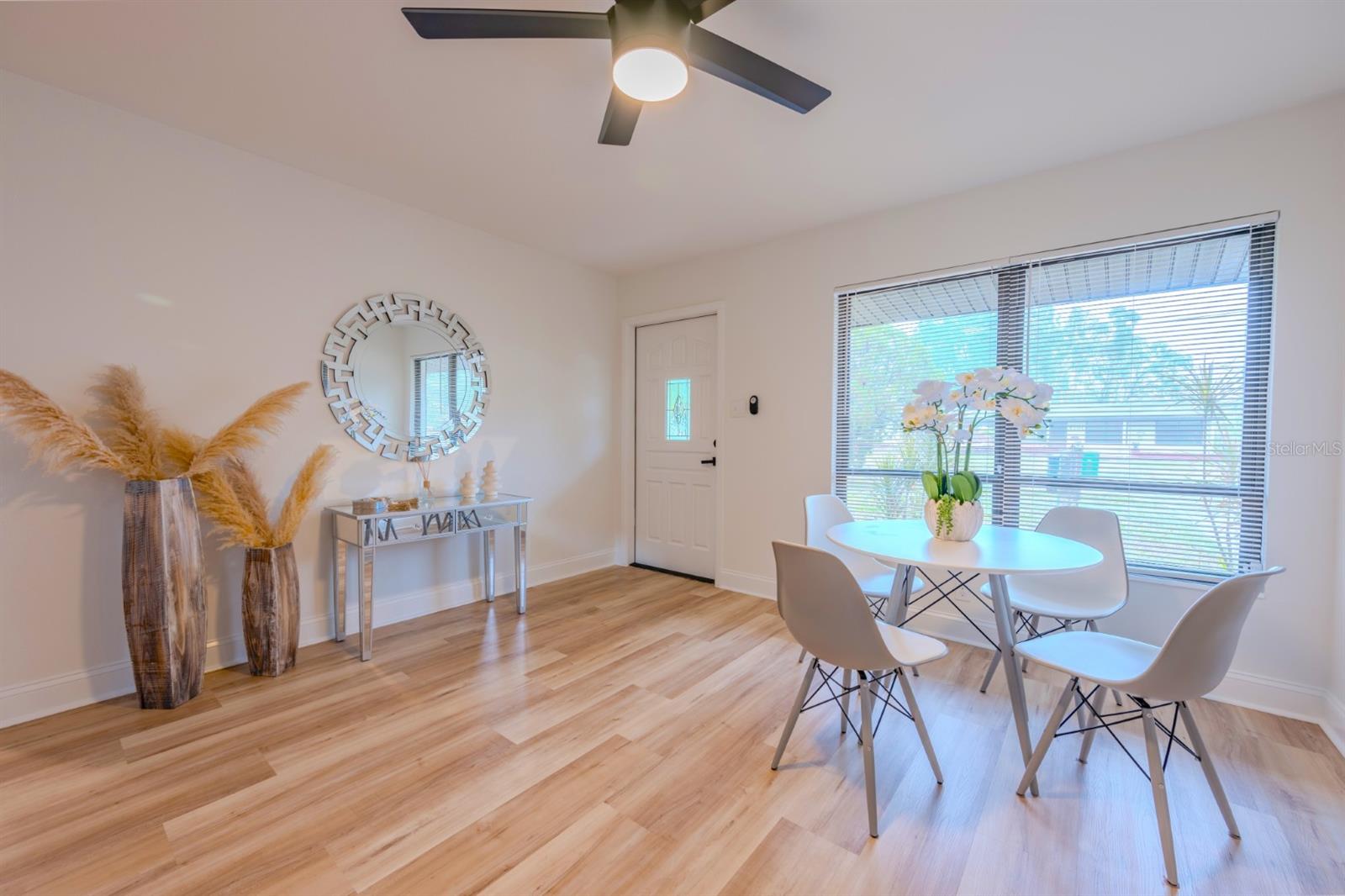 4702 W BAY AVE, TAMPA, FL, 33616