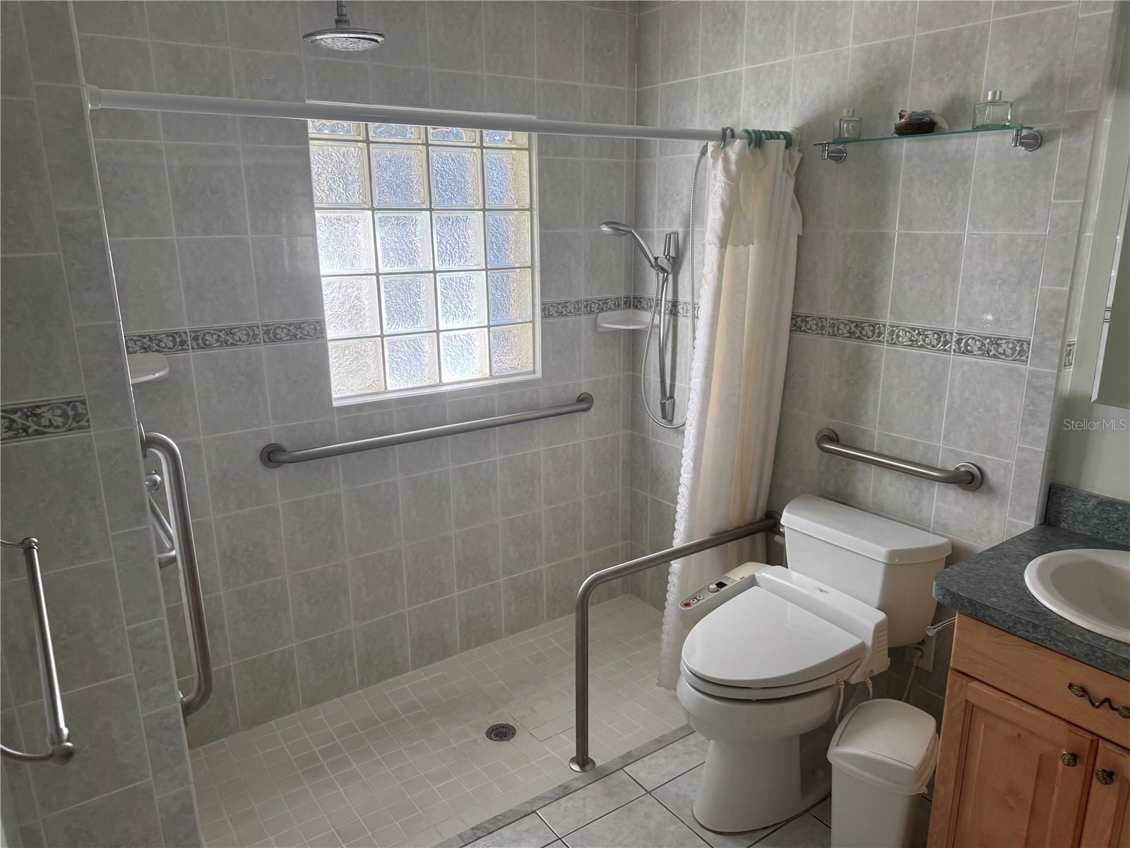 1807 NW 22ND DR, GAINESVILLE, FL, 32605