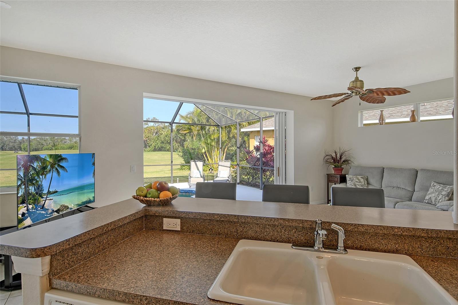 676 PLANTERS MANOR WAY, BRADENTON, FL, 34212