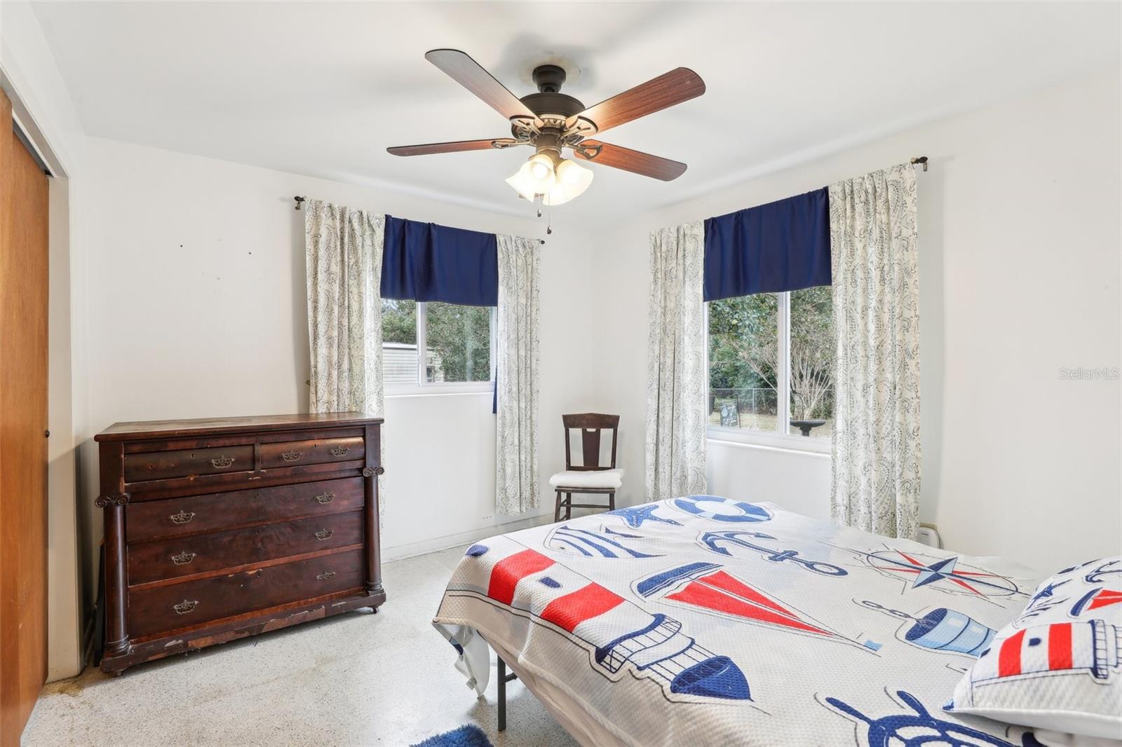 32125 MARK AVE, TAVARES, FL, 32778