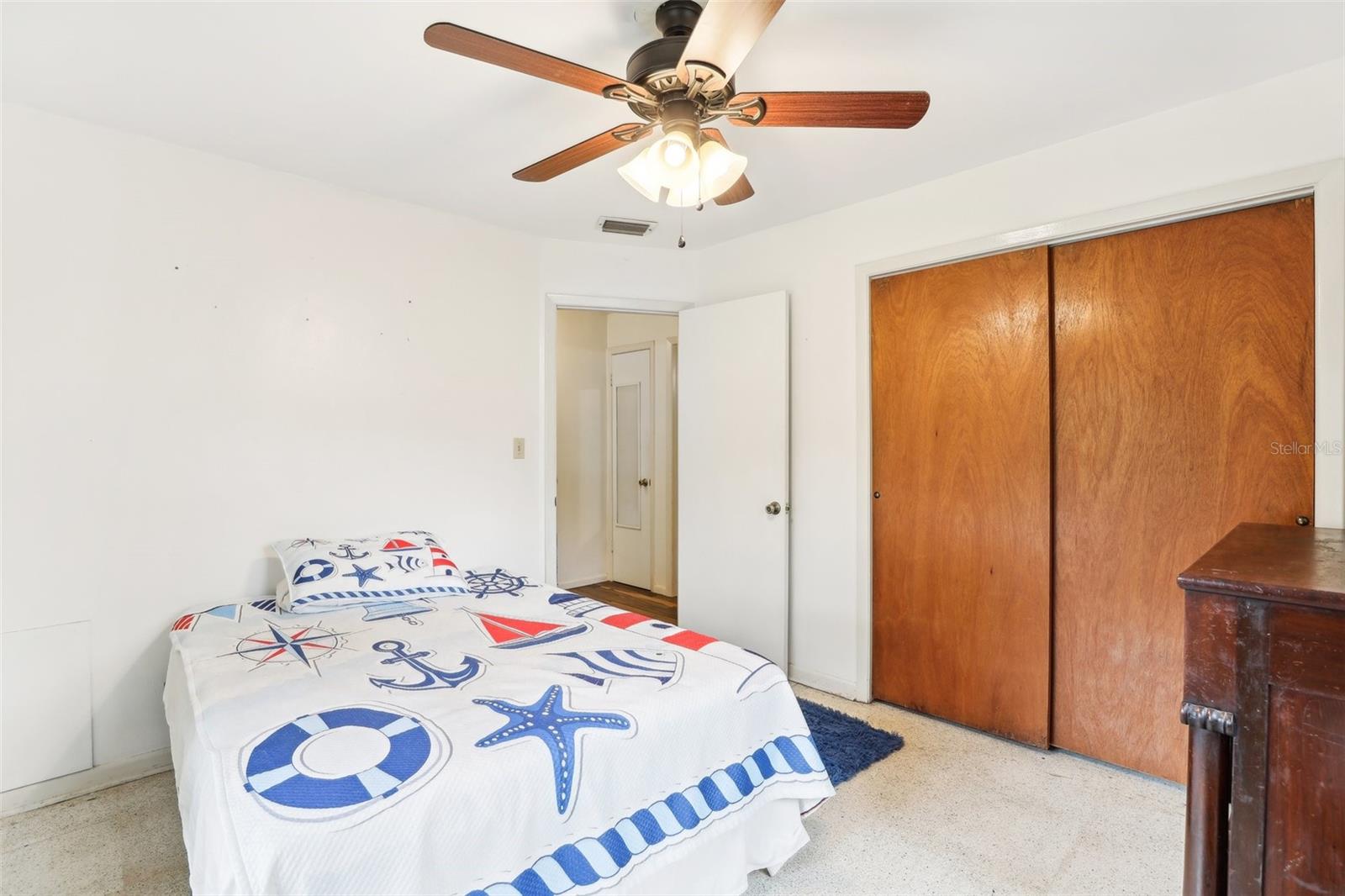 32125 MARK AVE, TAVARES, FL, 32778