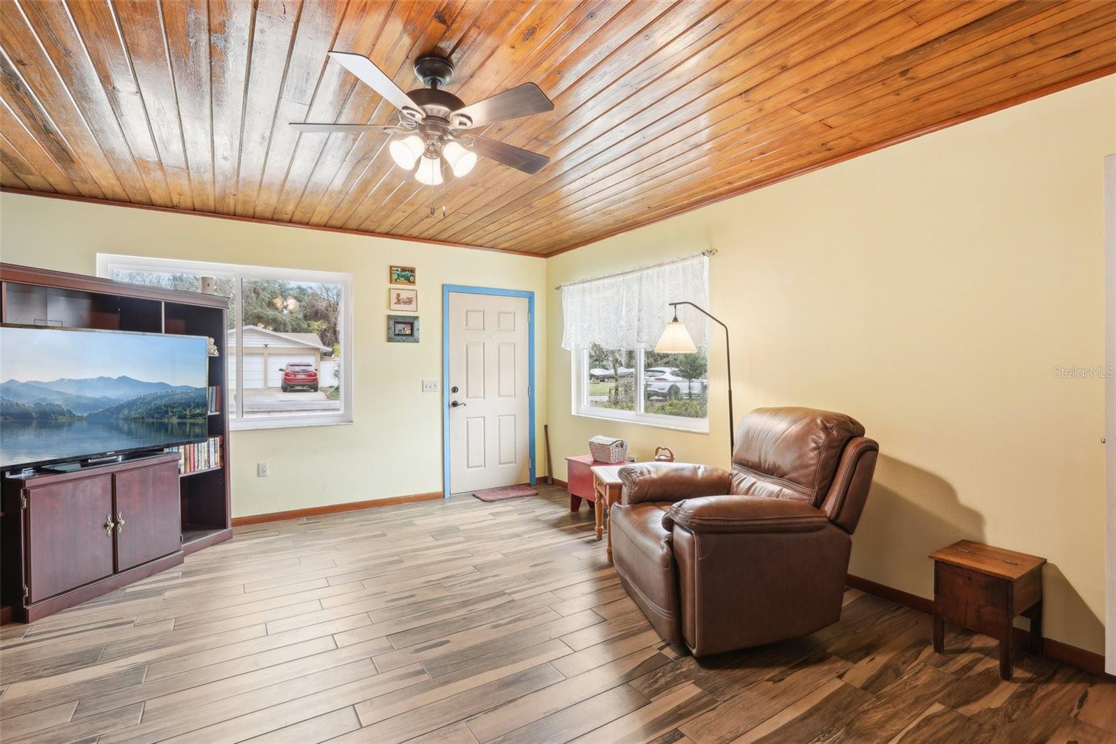 32125 MARK AVE, TAVARES, FL, 32778