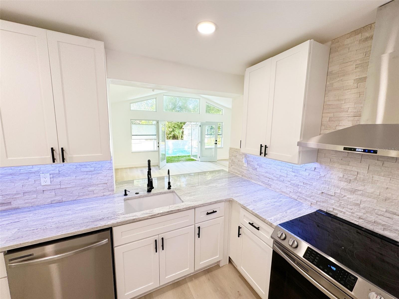 101 S CORONA AVE, CLEARWATER, FL, 33765
