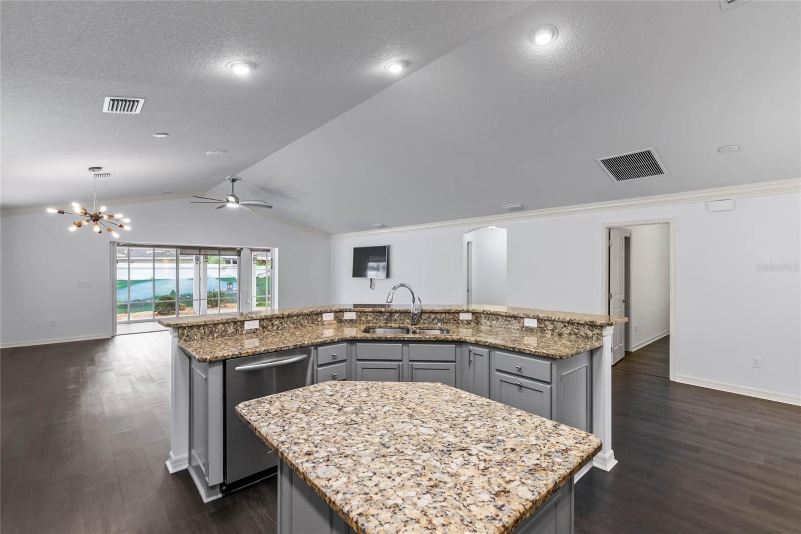583 ARRUDA TER, THE VILLAGES, FL, 32162